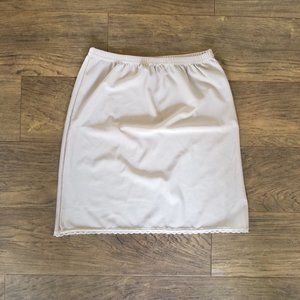 *3 for $20*Anemone Underskirt